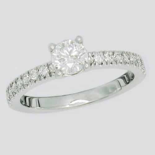 Elegant diamond engagement ring.