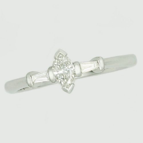 Elegant diamond engagement ring design