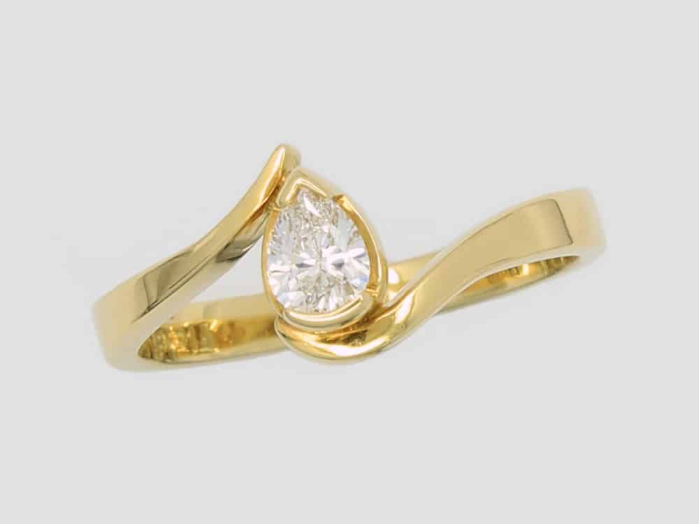 019082 28 Engagement Rings 019082