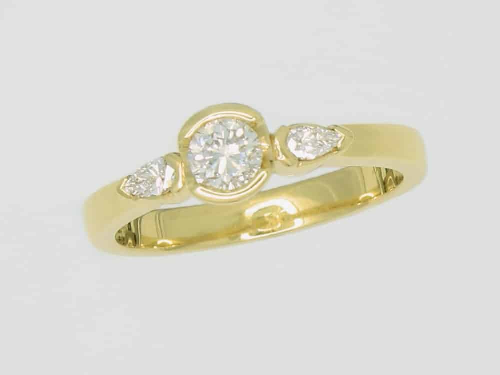 019182 27 Engagement Rings 019182