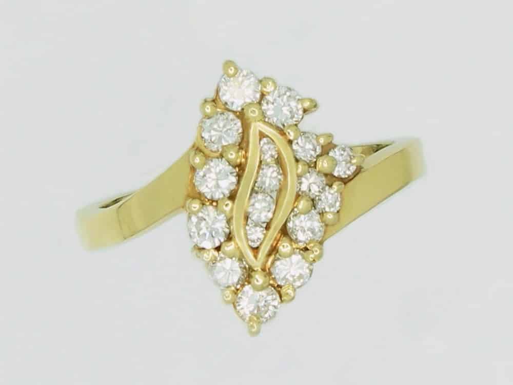 027632 11 Engagement Rings 027632